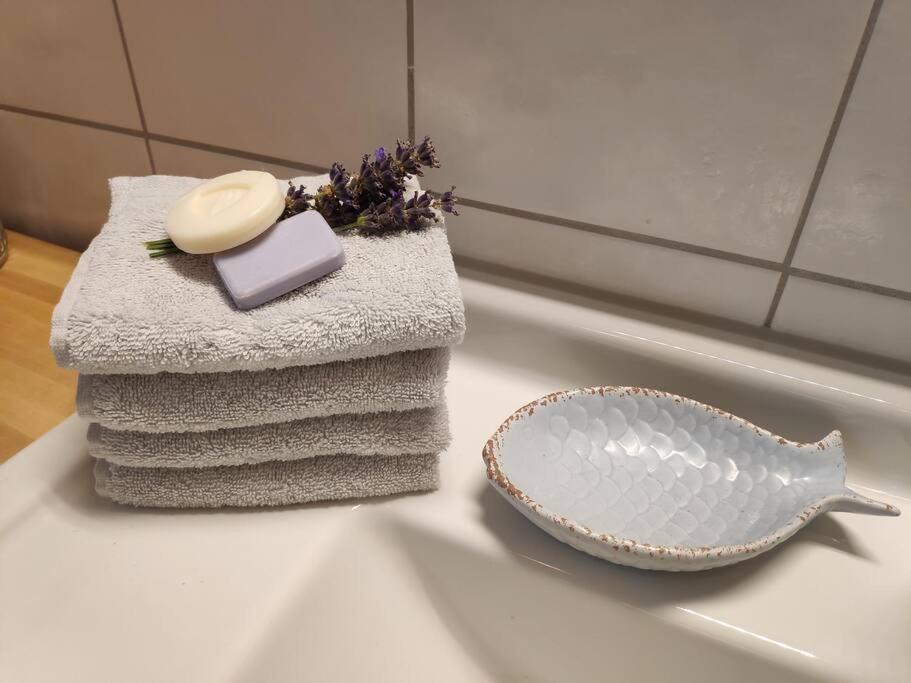 Apartment Hideaway Zum Seele Baumeln Lassen ! *
