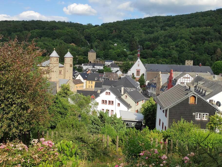 Hideaway Zum Seele Baumeln Lassen ! * Bad Muenstereifel